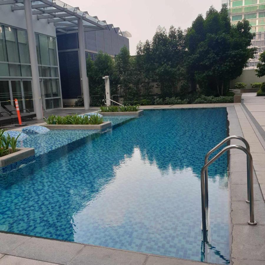 Cozy 1Br Uptown Parksuites Tower1 Bgc Manila Exterior photo