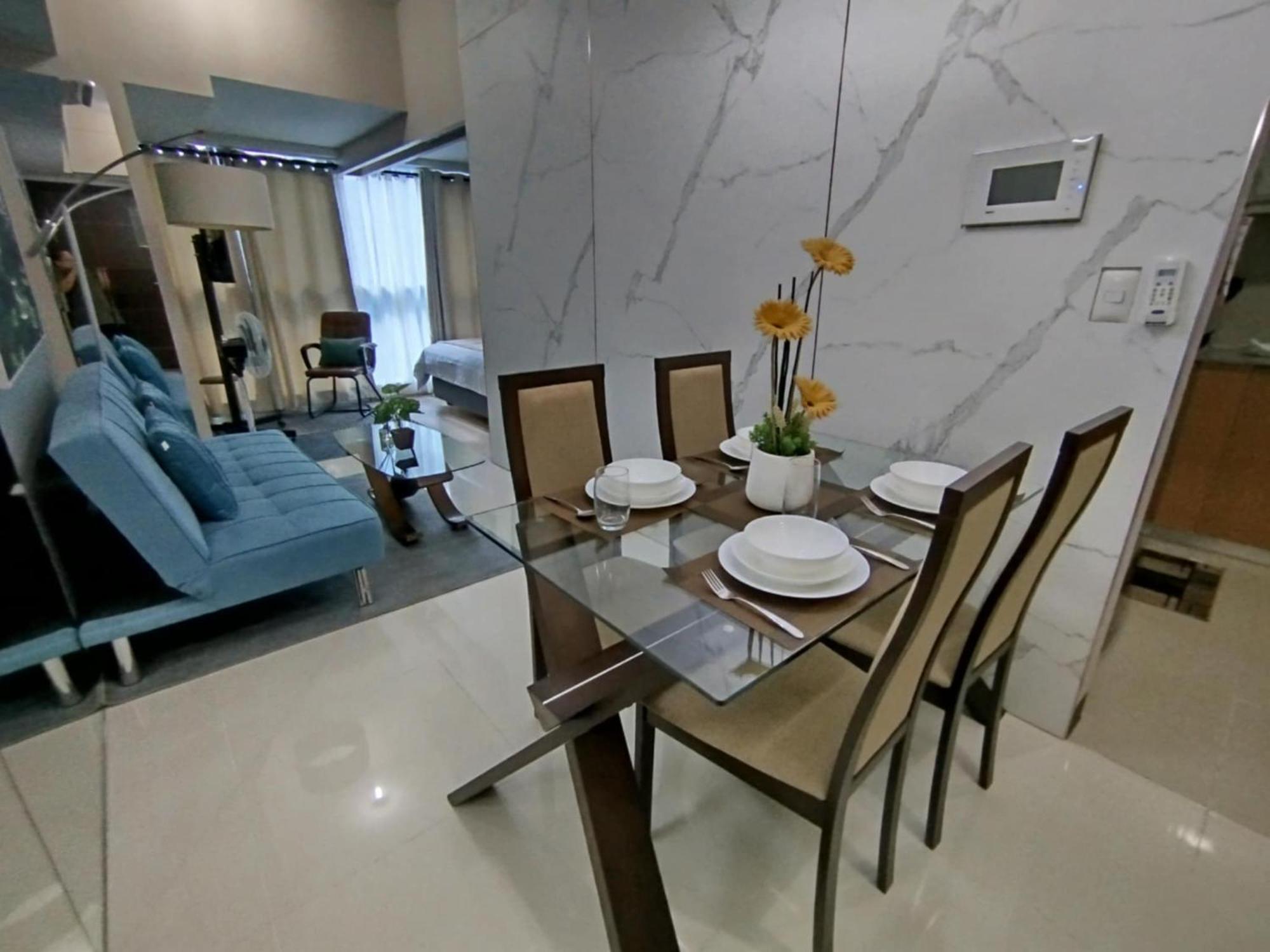 Cozy 1Br Uptown Parksuites Tower1 Bgc Manila Exterior photo